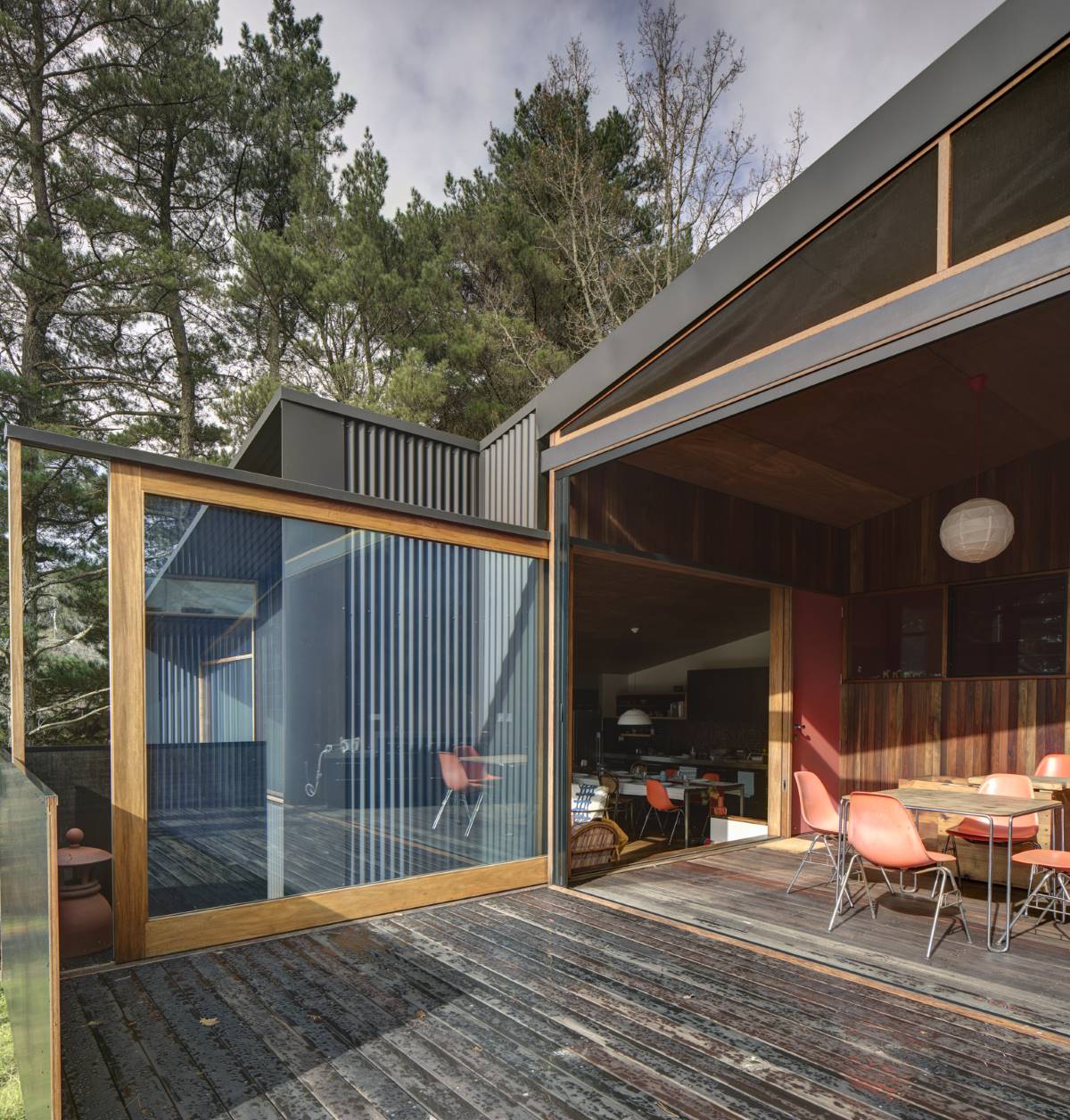 indoors and outdoors blend seamlessly thanks to clever use of glass