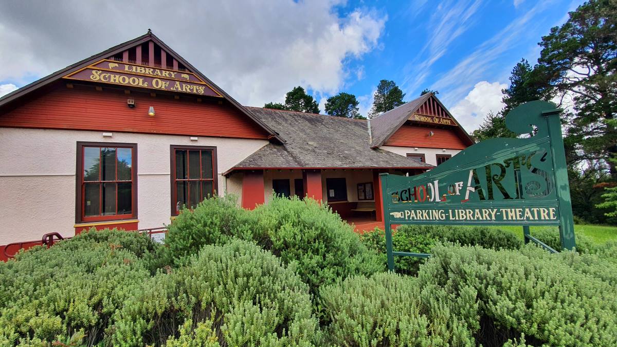 wentworth falls library